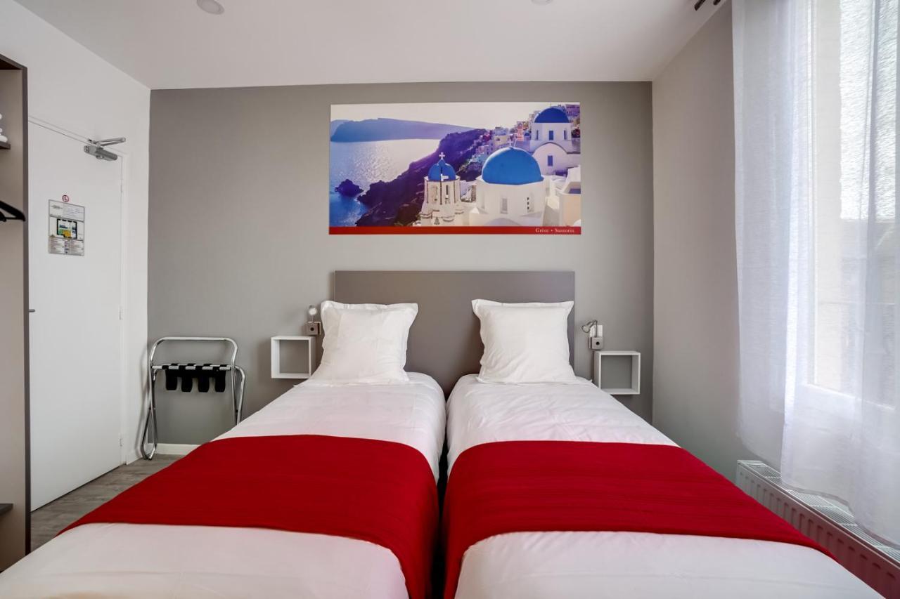 Paris Hotel Clichy Luaran gambar