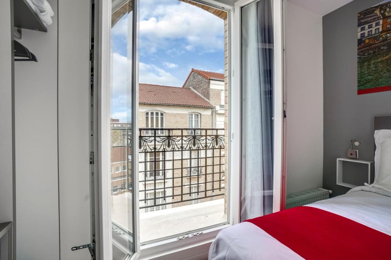 Paris Hotel Clichy Luaran gambar